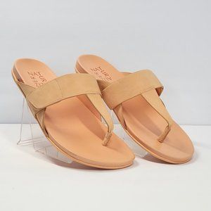 NWT- NATURALIZER genn twirl slip on sandals VARIOUS Sz